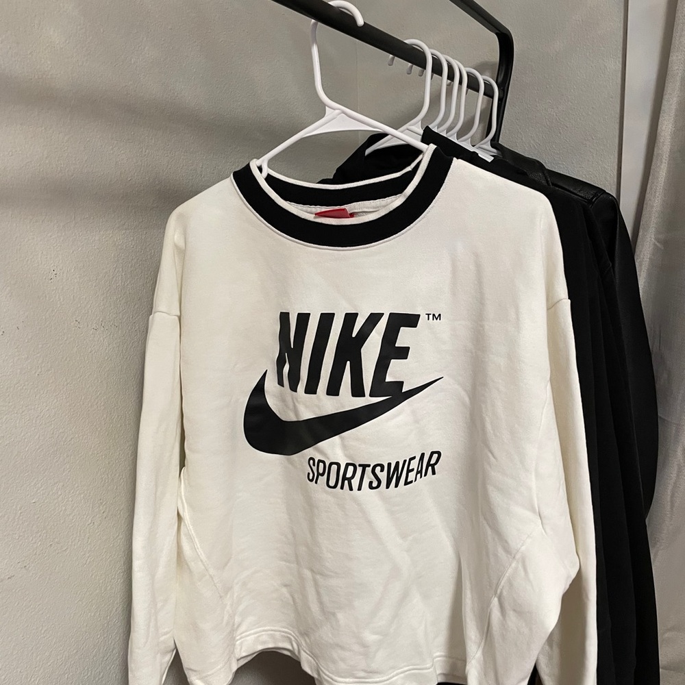 Nike sweater